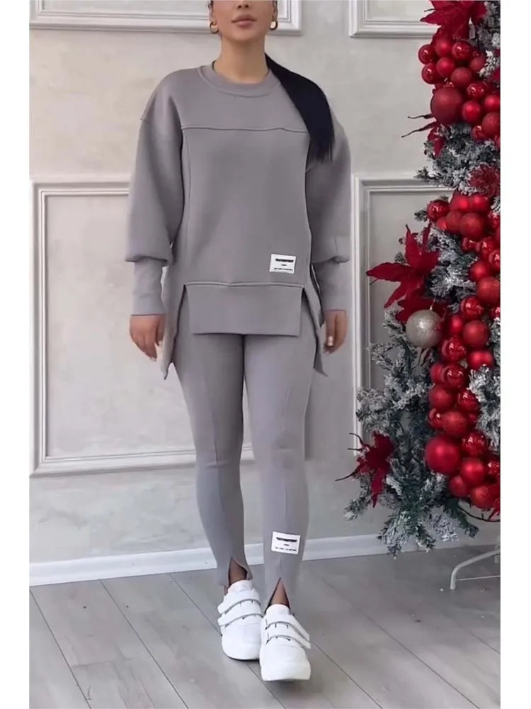 Sonia | Women's winter tracksuit with irregular letter print