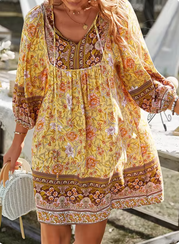 Ruth® | Elegant Half-Sleeve Floral Dress