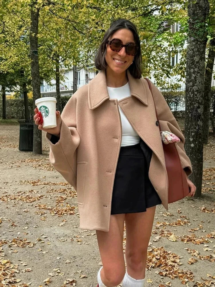Caridad | Warm women's jacket with lapels and pockets