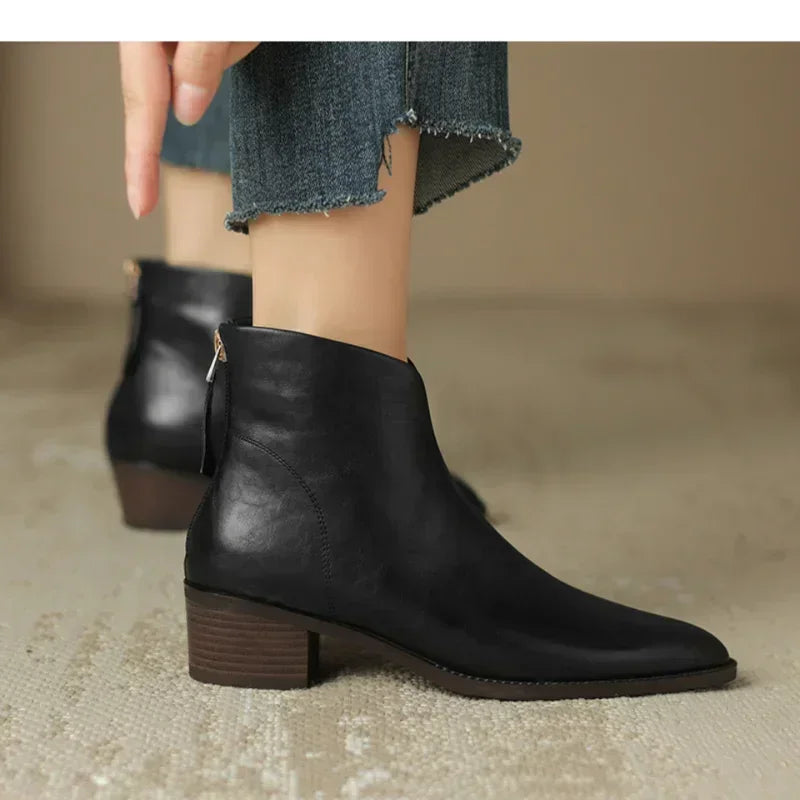 Samanta | Fashionable supportive orthopedic shoes