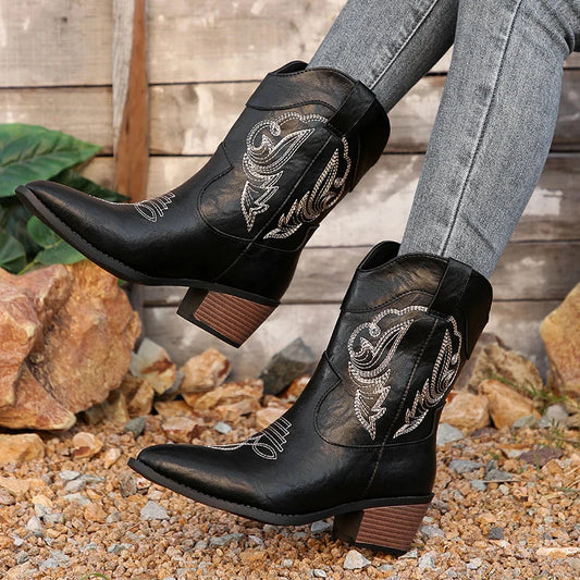 Noelia | Supportive, lightweight orthopedic boots