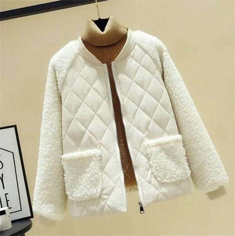 Carla | Elegant and casual winter coat