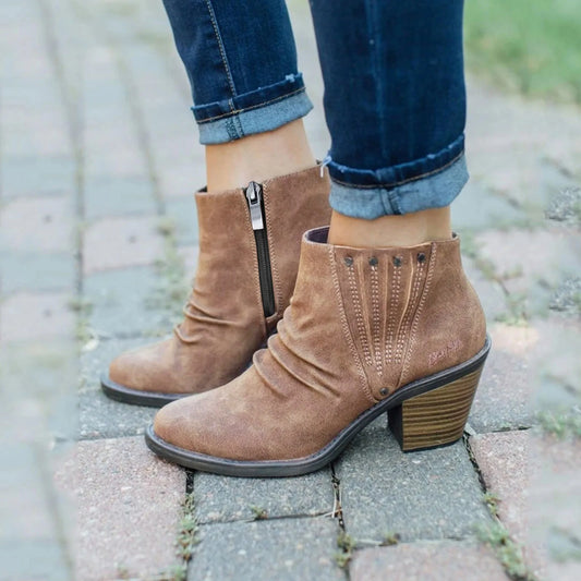 Monica | Supportive and fashionable orthopedic boots