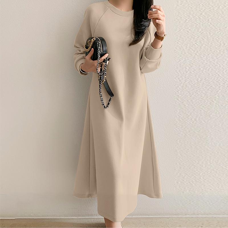 Carina | Classic and comfortable winter dress