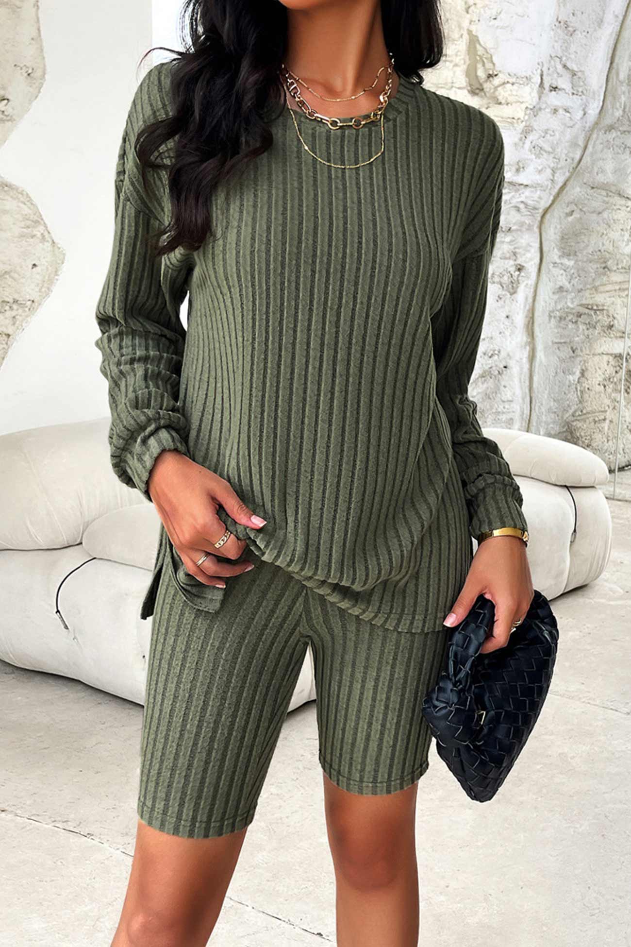 Simone | Solid ribbed knit top and shorts set
