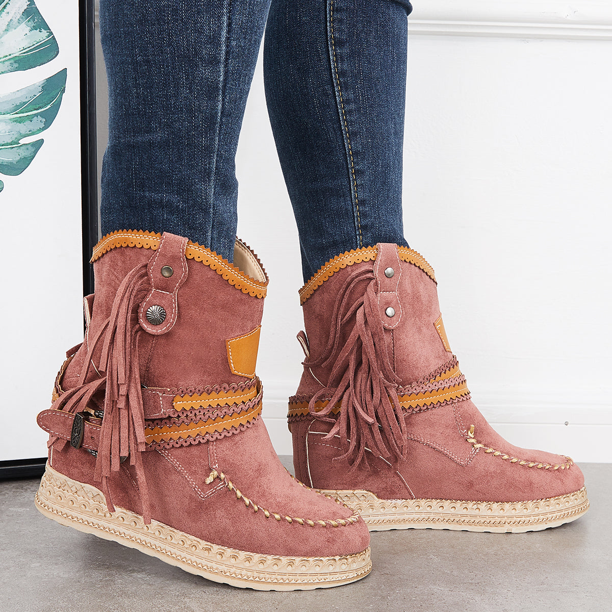 Otilia | Custom-made orthopedic casual boots.
