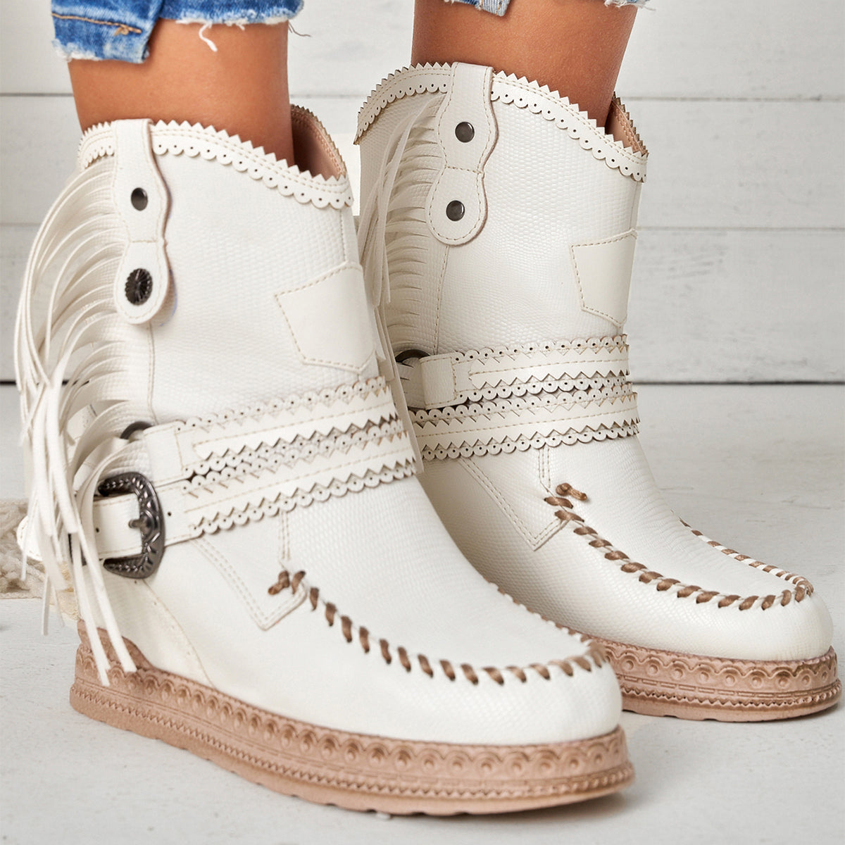 Otilia | Custom-made orthopedic casual boots.