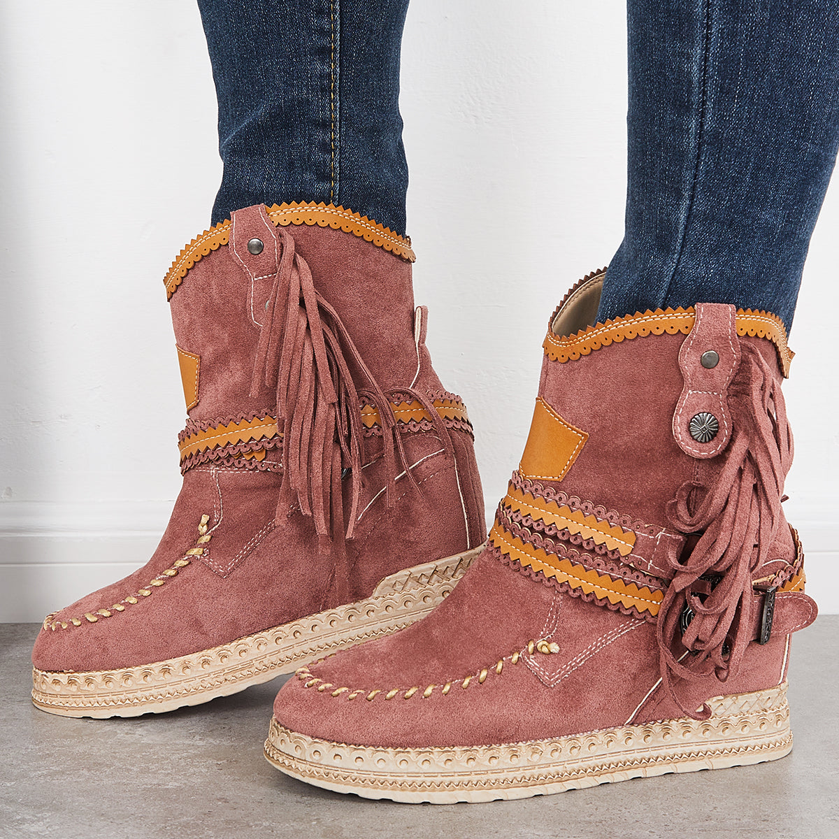 Otilia | Custom-made orthopedic casual boots.