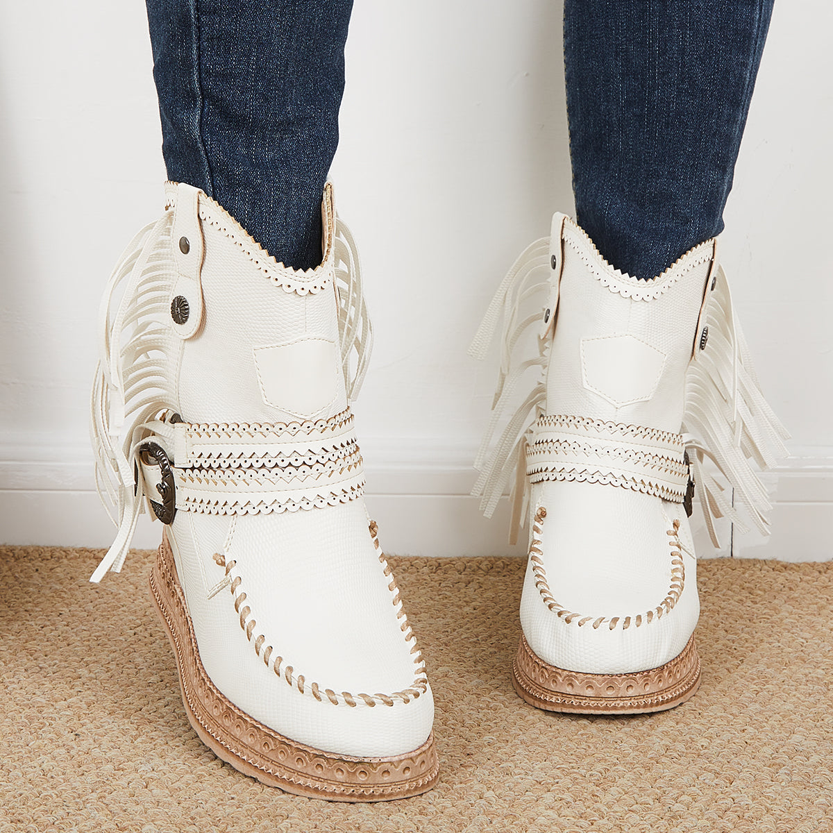 Otilia | Custom-made orthopedic casual boots.