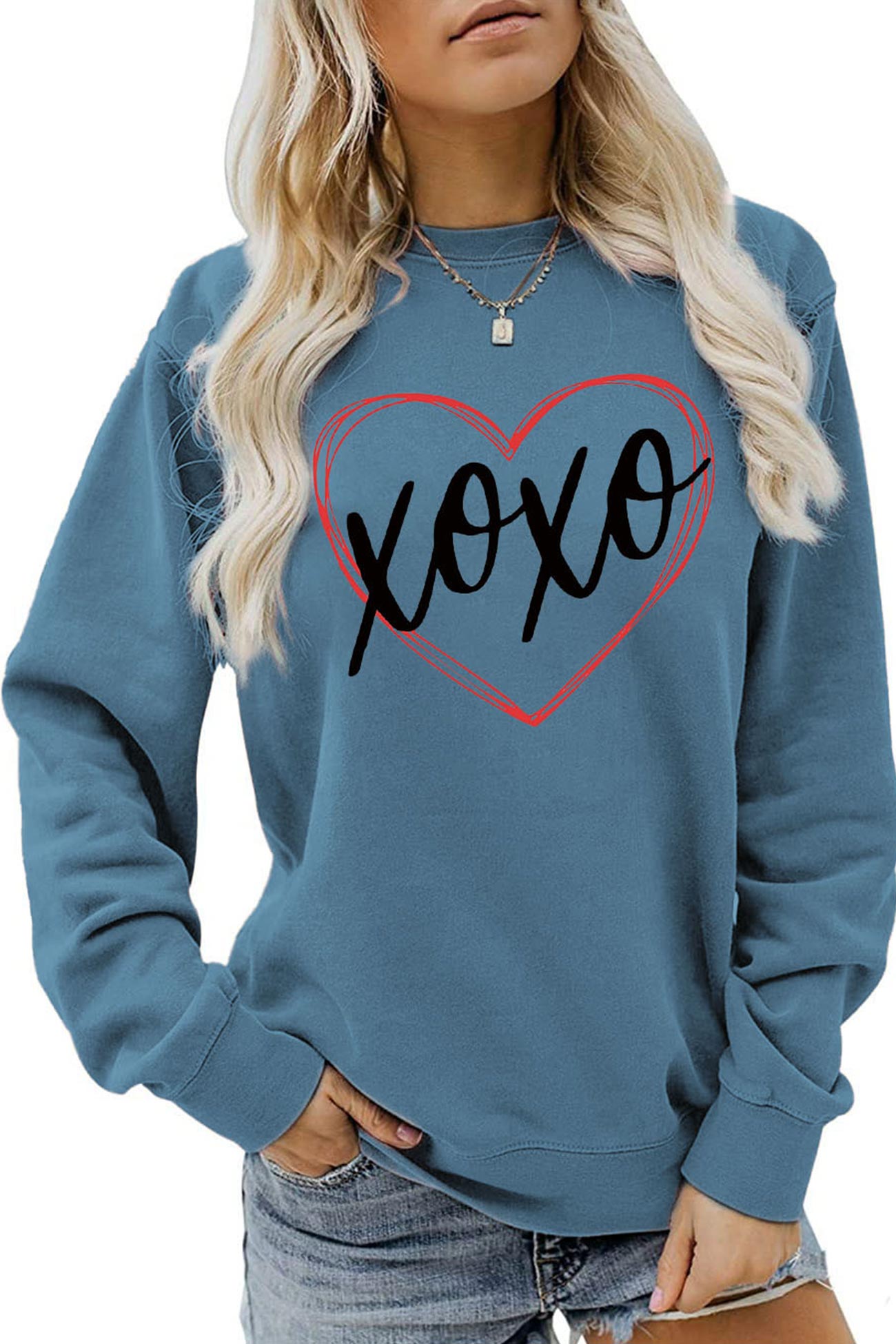 Claudia | Thin heart letter graphic sweatshirt