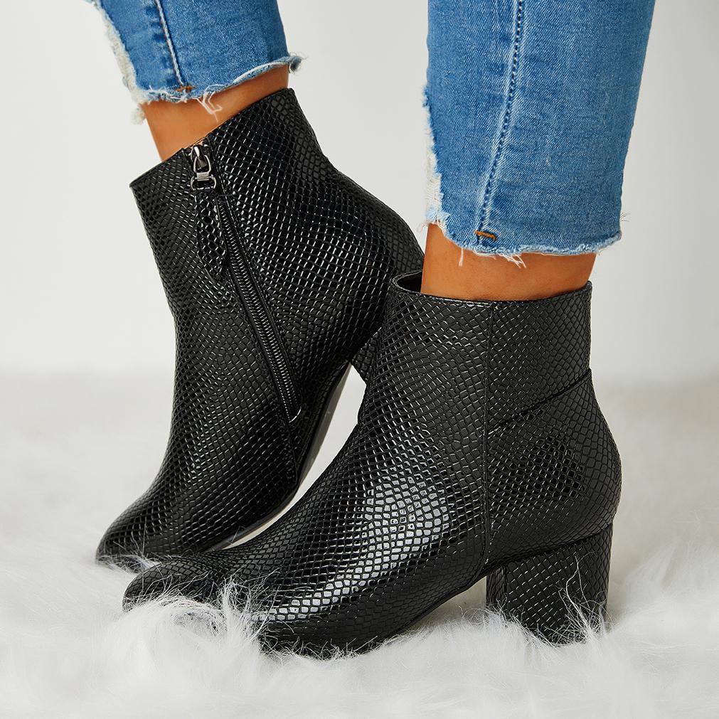 Zenaida | Comfortable and versatile orthopedic boots