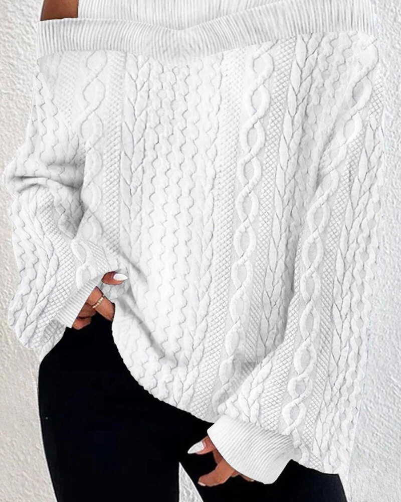 Victoria| Stylish and elegant winter garment