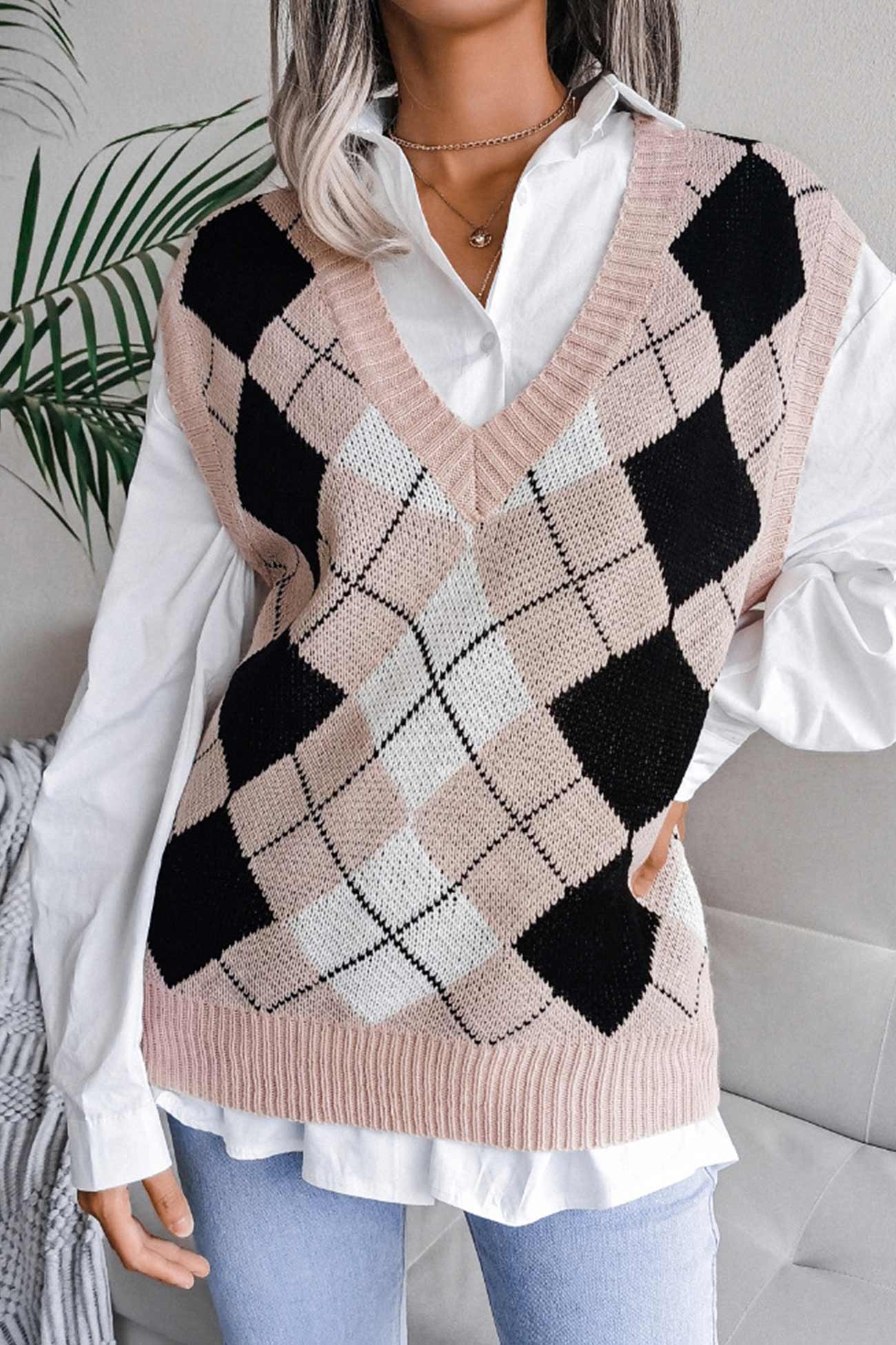Milena | Checked knit tank top with V-neck
