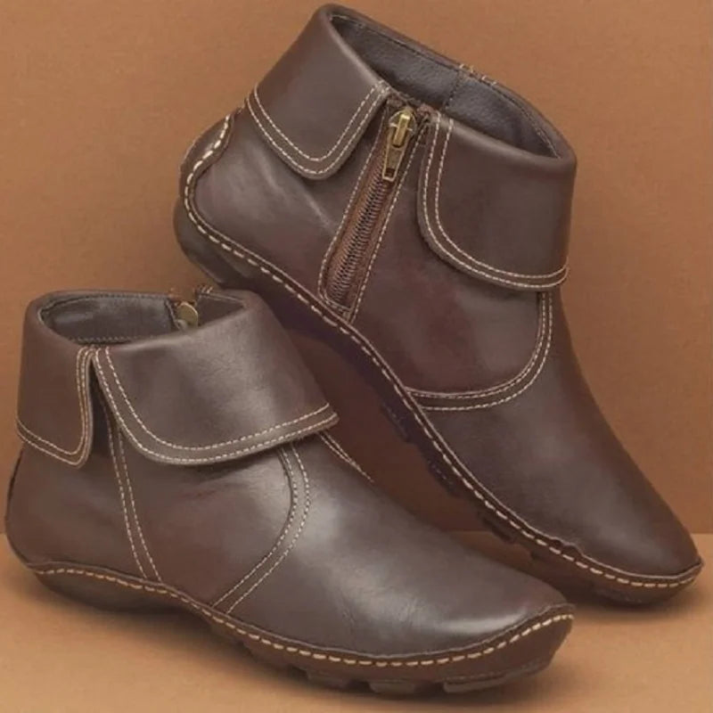 Nuria | Durable orthopedic boots