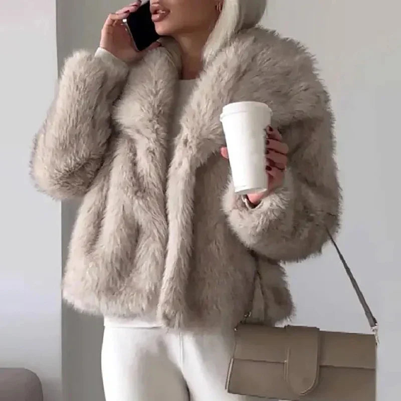 Anna | Women’s Relaxed Fit Faux Fur Jacket