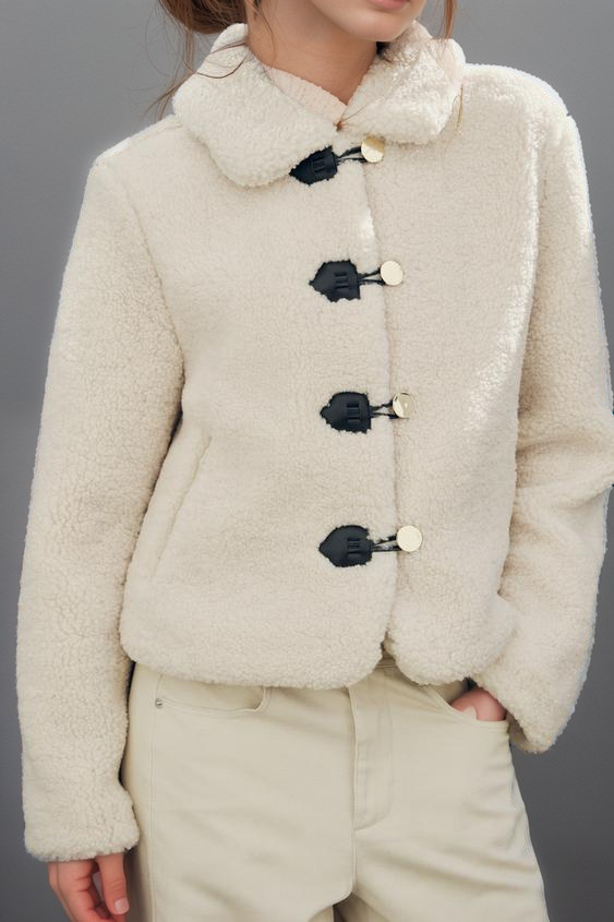 Noelia | Effortless and trendy winter coat