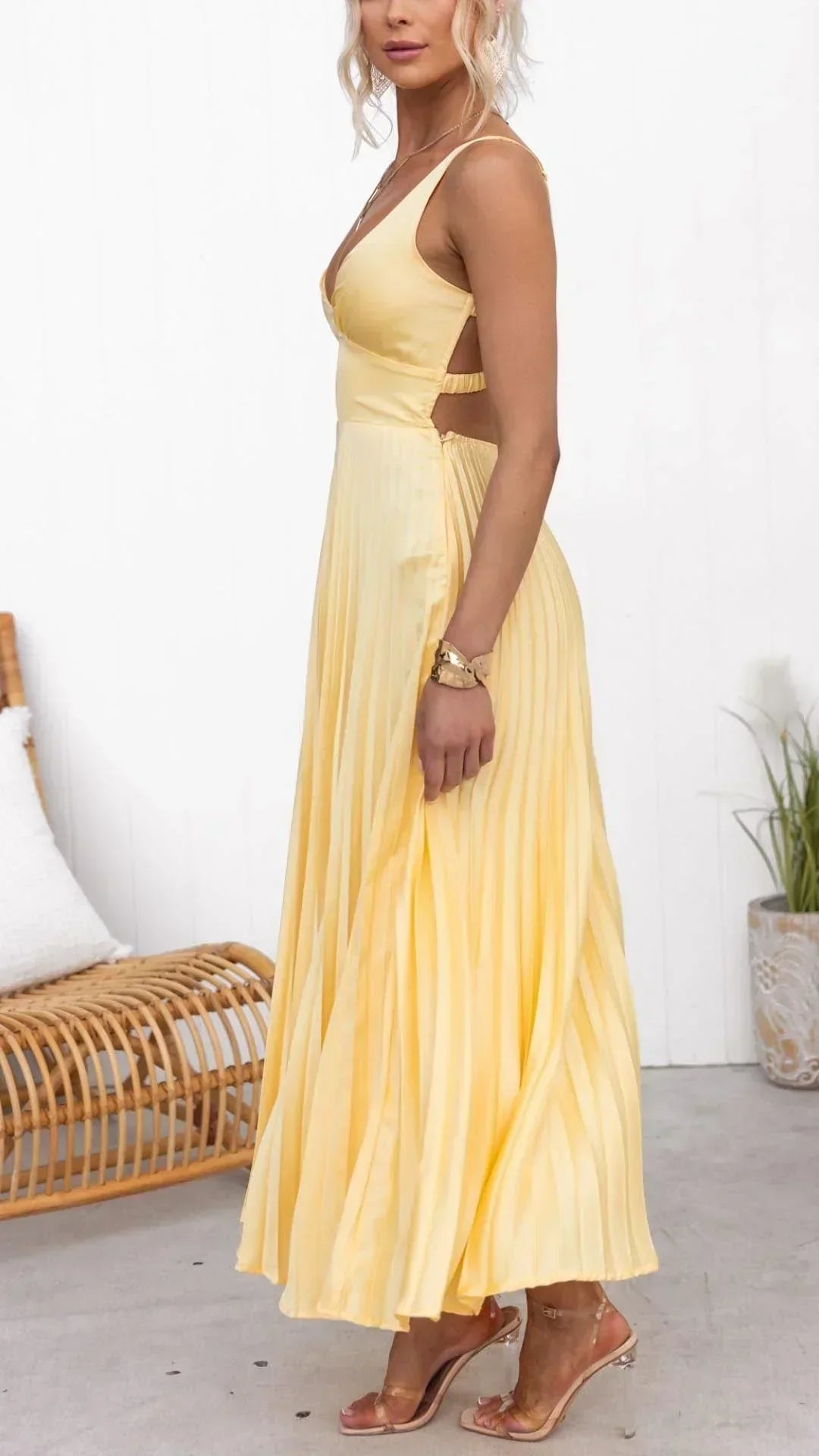 Bianca  | Women’s V-Neck Pleated Maxi Dress