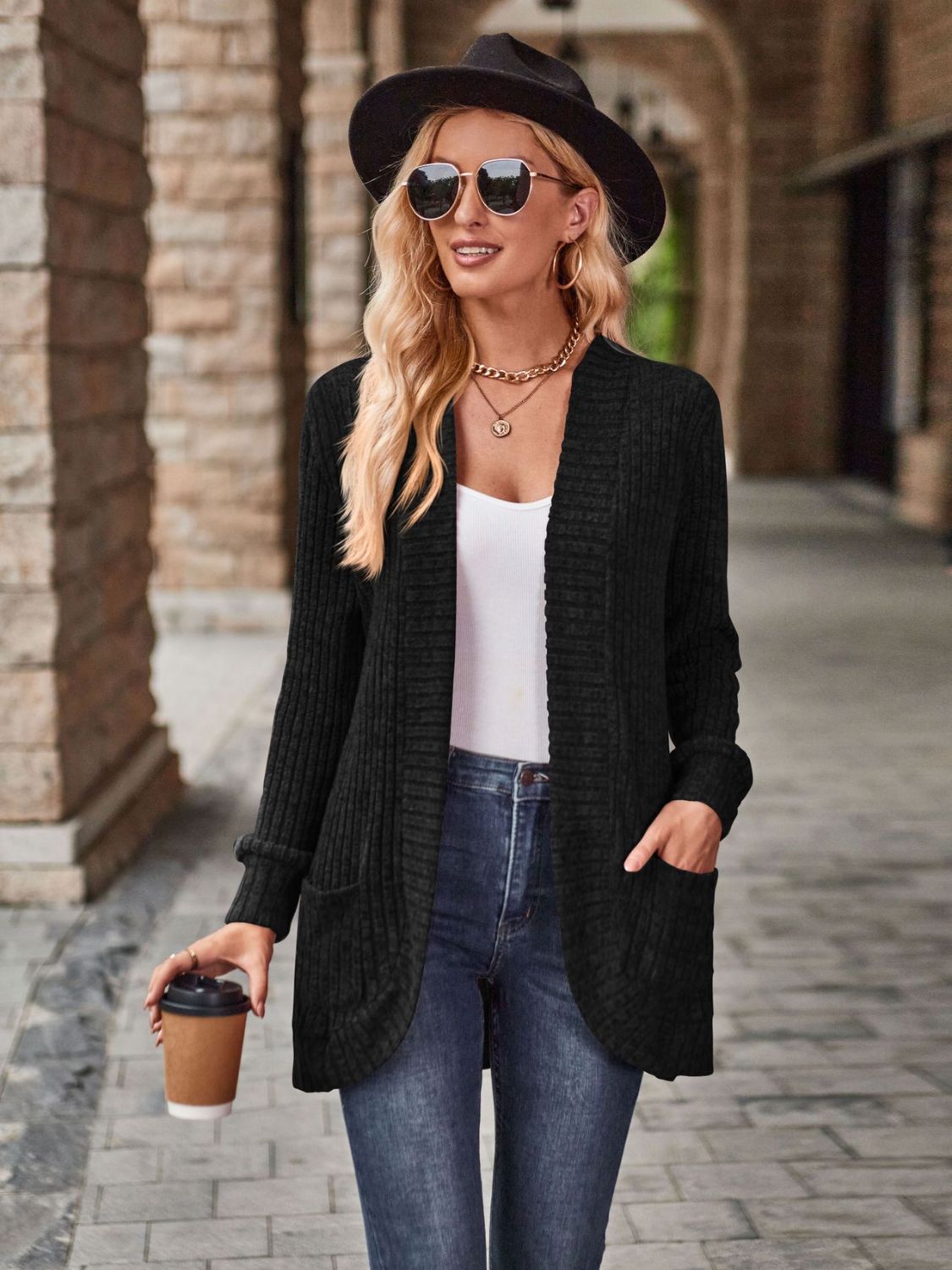 Patricia | Timeless and elegant winter cardigan