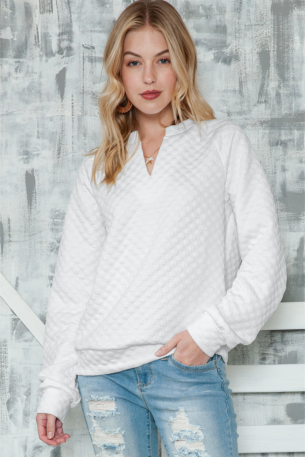 Mariola| Fashionable and uncomplicated winter top