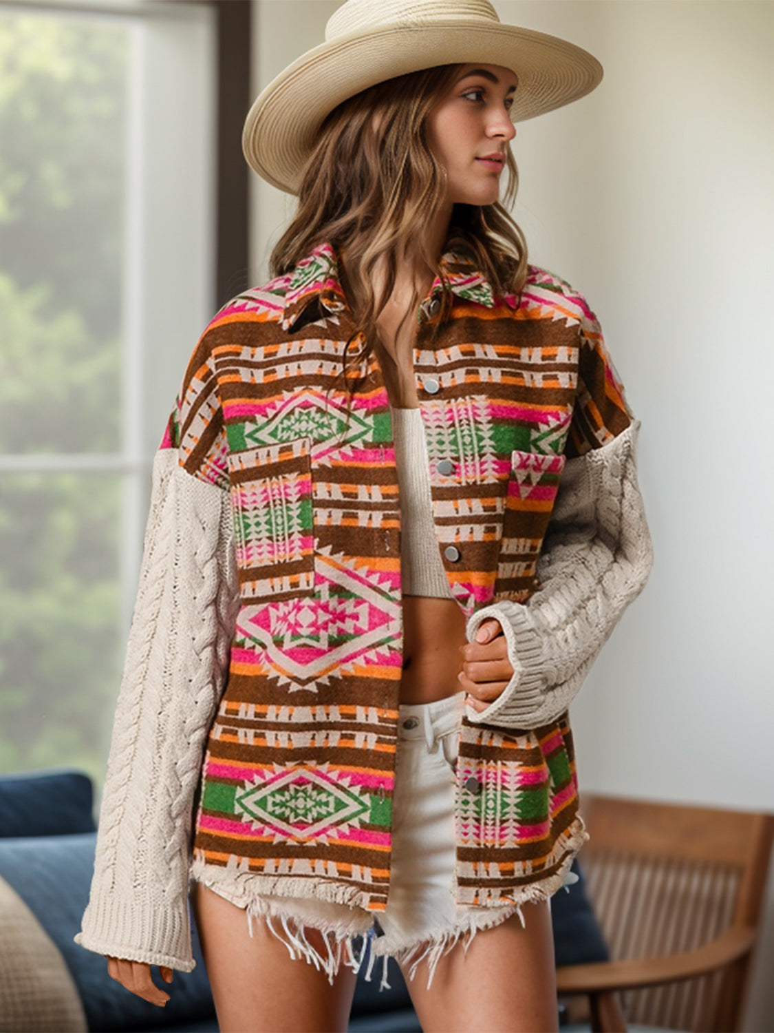 Adela | Long sleeve jacket with geometric collar and collar