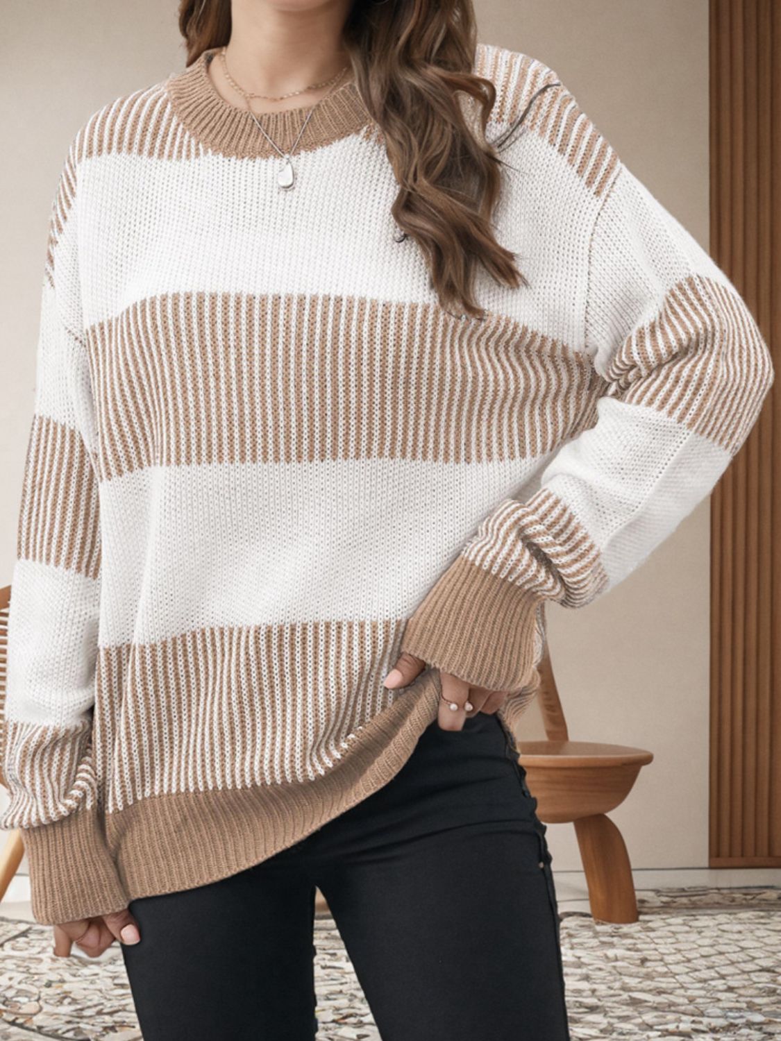 Beata | Striped long-sleeved sweater with a crew neck