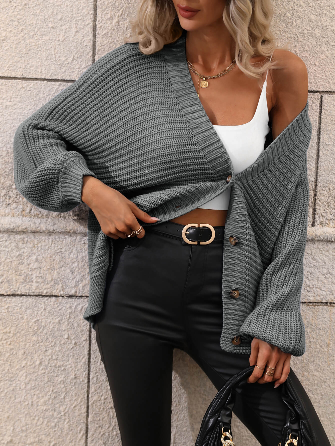 Luisa® | Chic and versatile winter cardigan