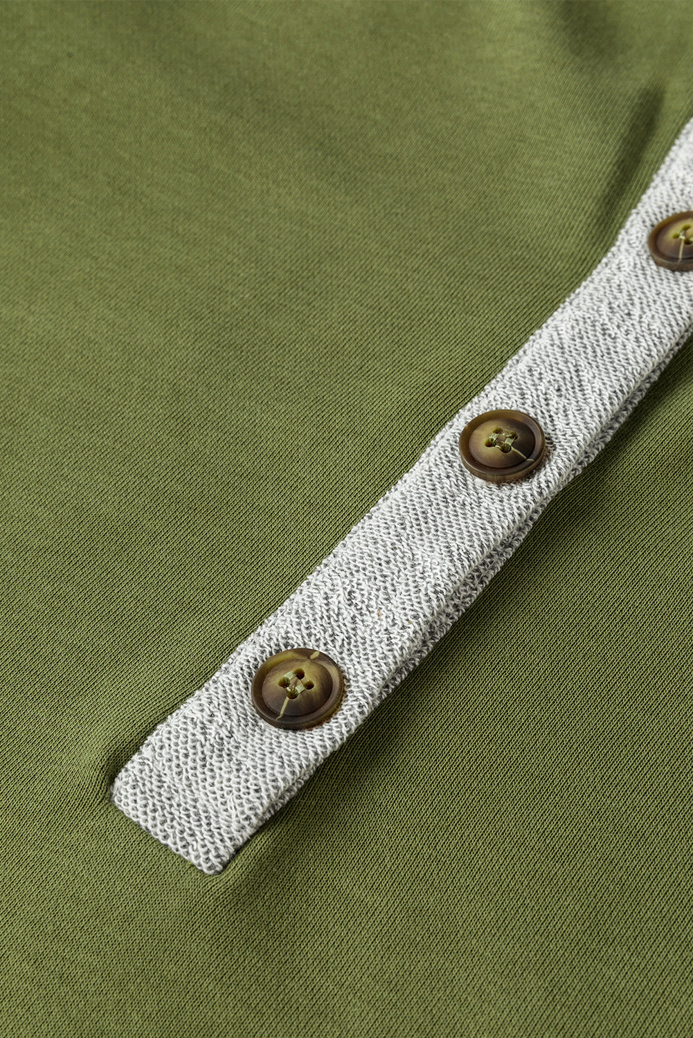 Flor | Relaxed and timeless winter hoodie