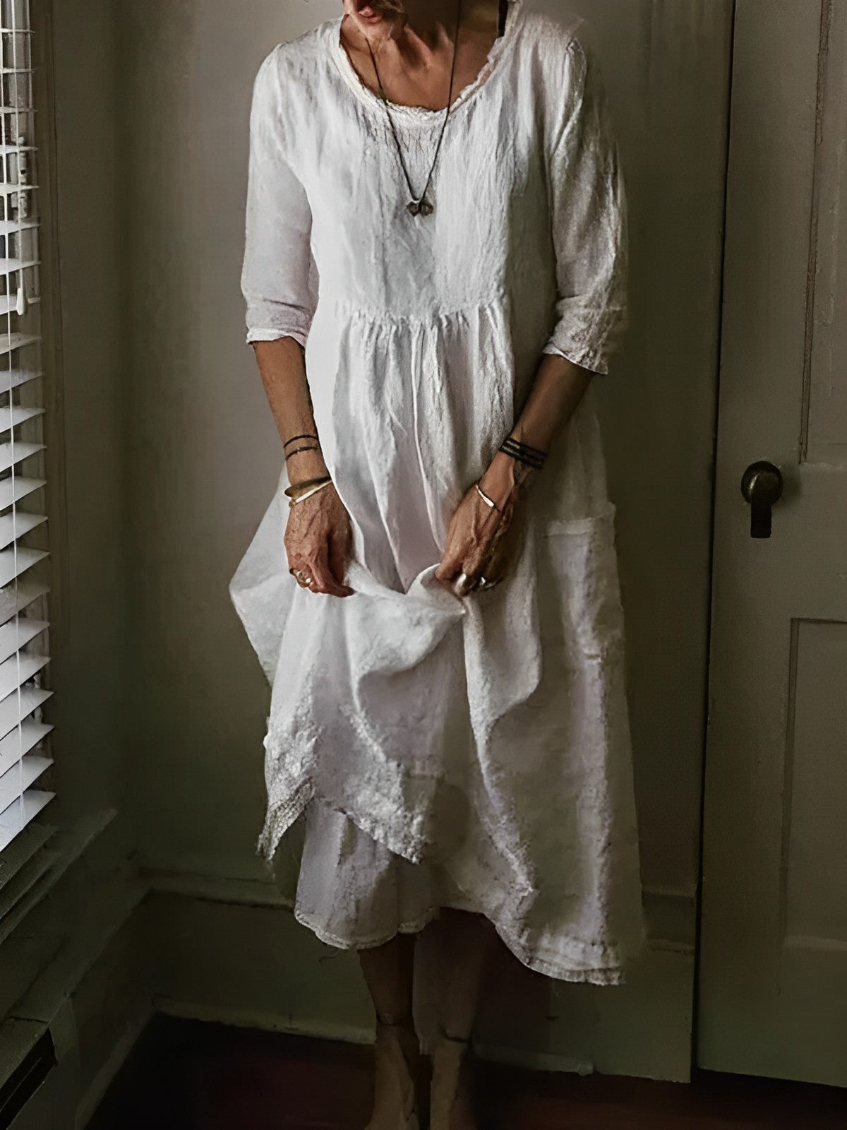 Gertrudis® | Round Neck, 3/4 Sleeves, Linen Blend