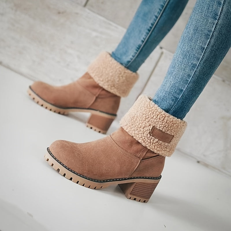 Adriana | Fluffy ankle boots with a chunky heel