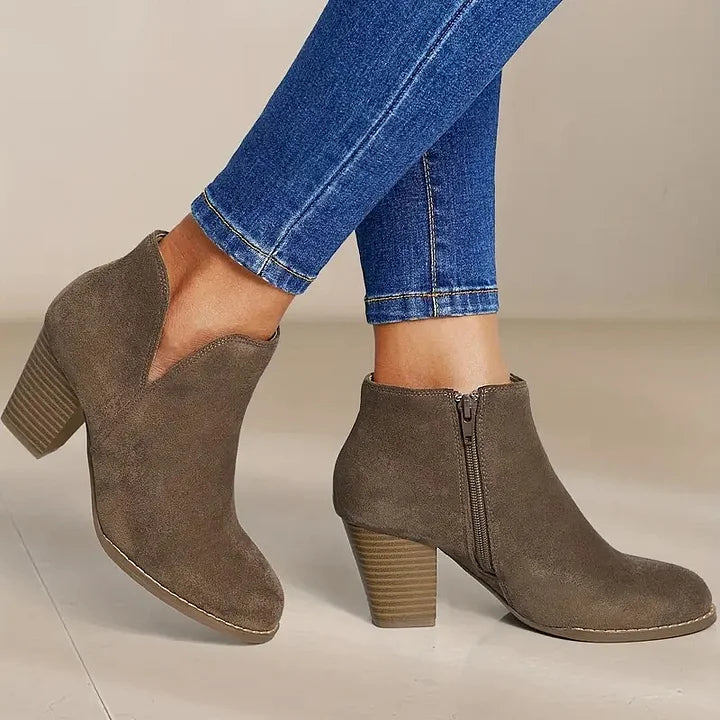 Ivanna | Comfortable and fashionable orthopedic shoes.