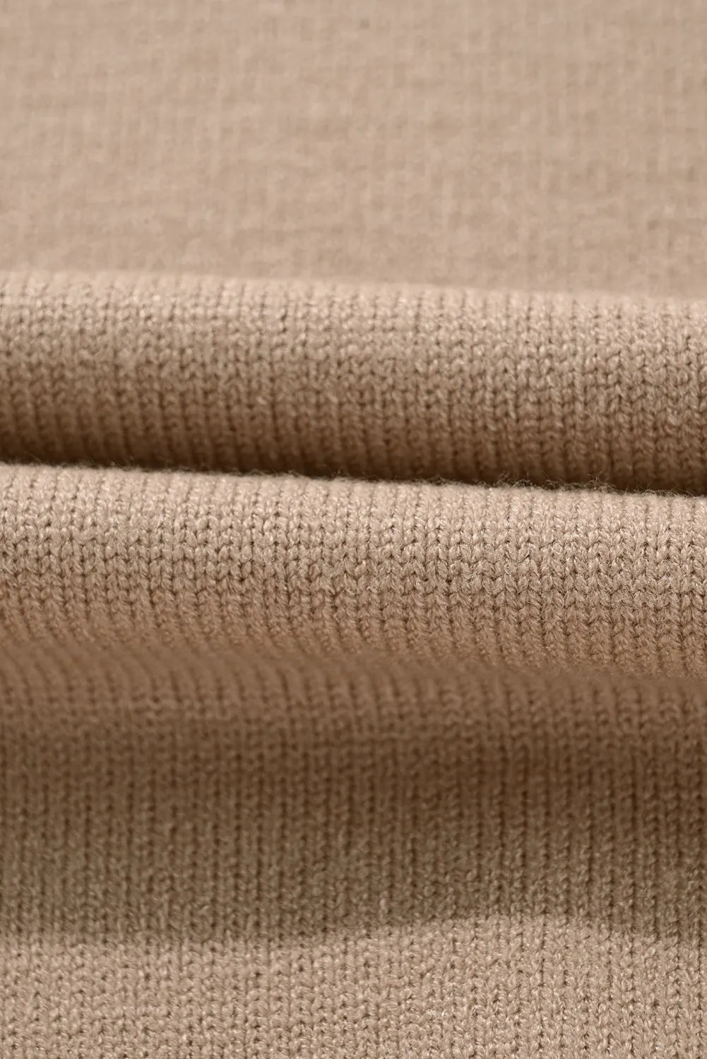 Mareike | Contrasting long-sleeved sweater with a crew neck