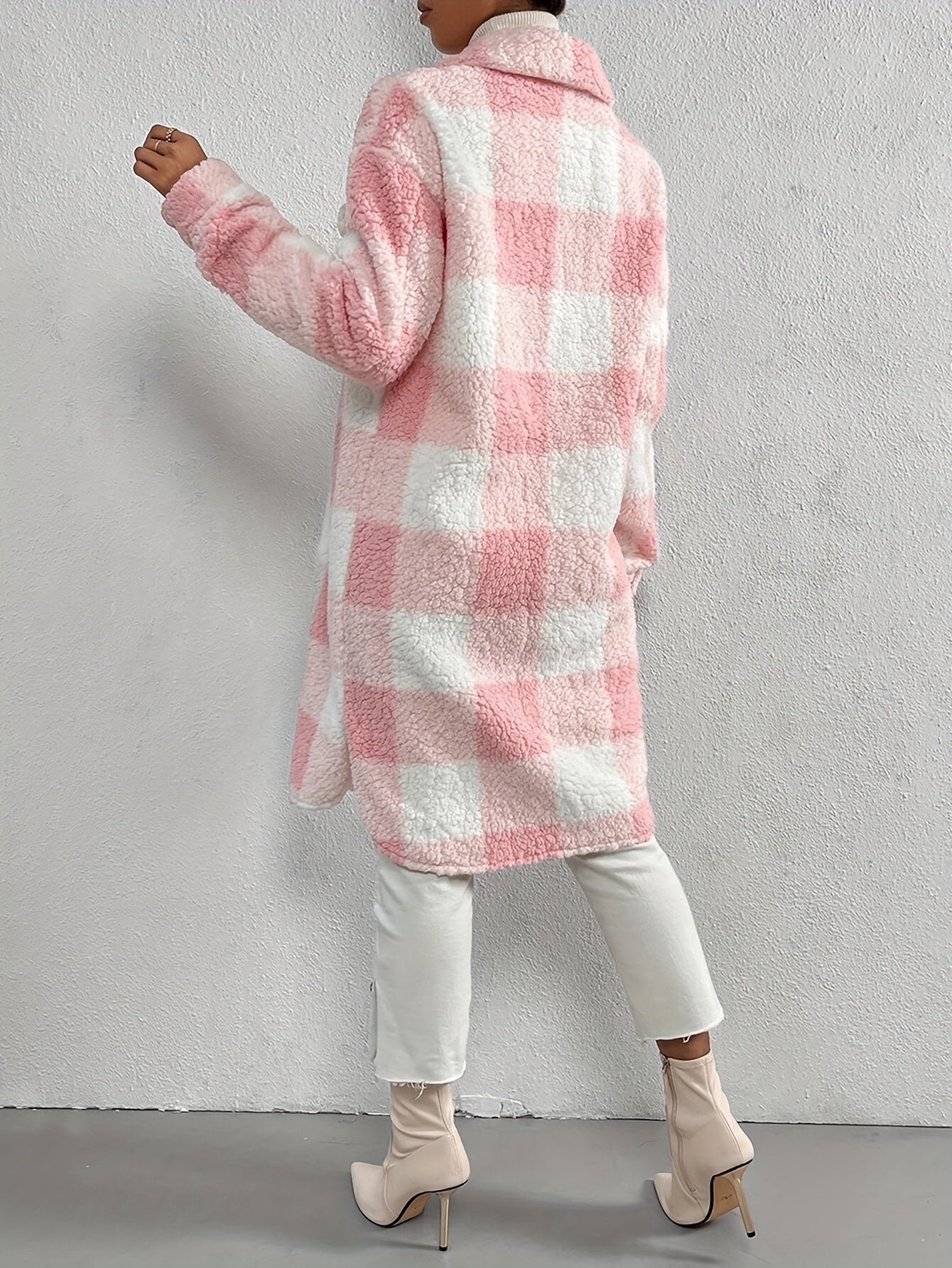 Isabella | Elegant checked coat for women