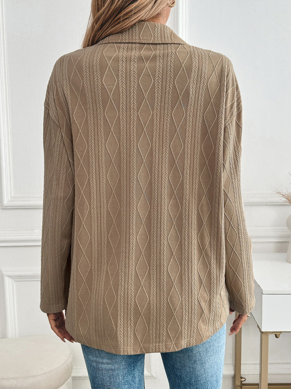 Marieke | Structured collared button-down jacket