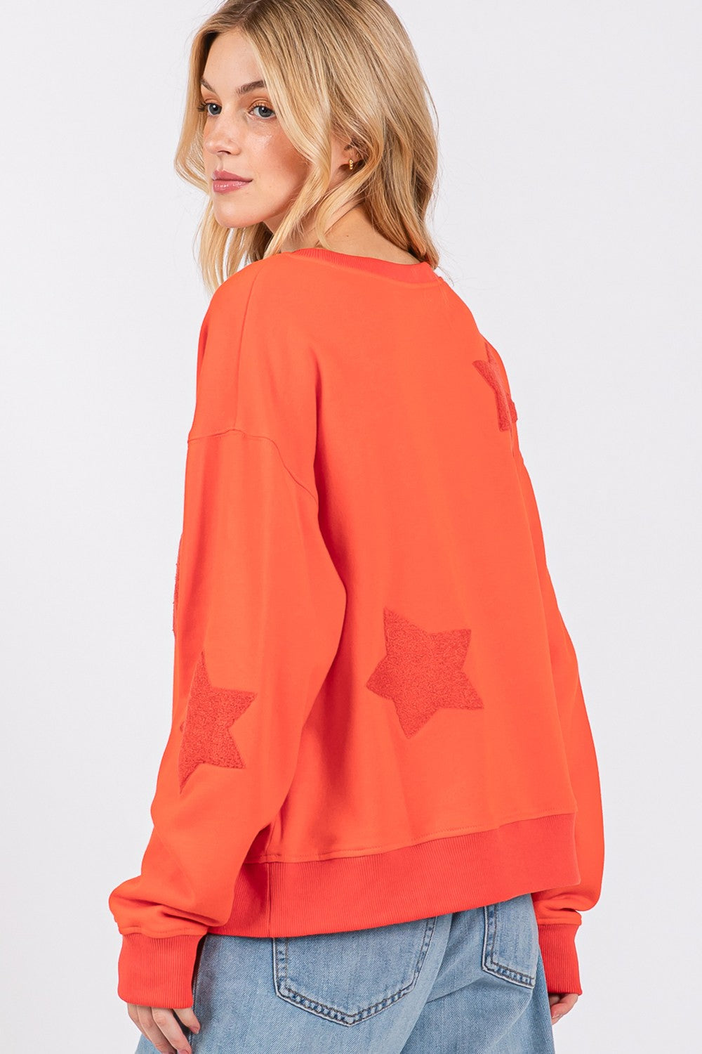 Linda | Long-sleeved sweatshirt with star patch