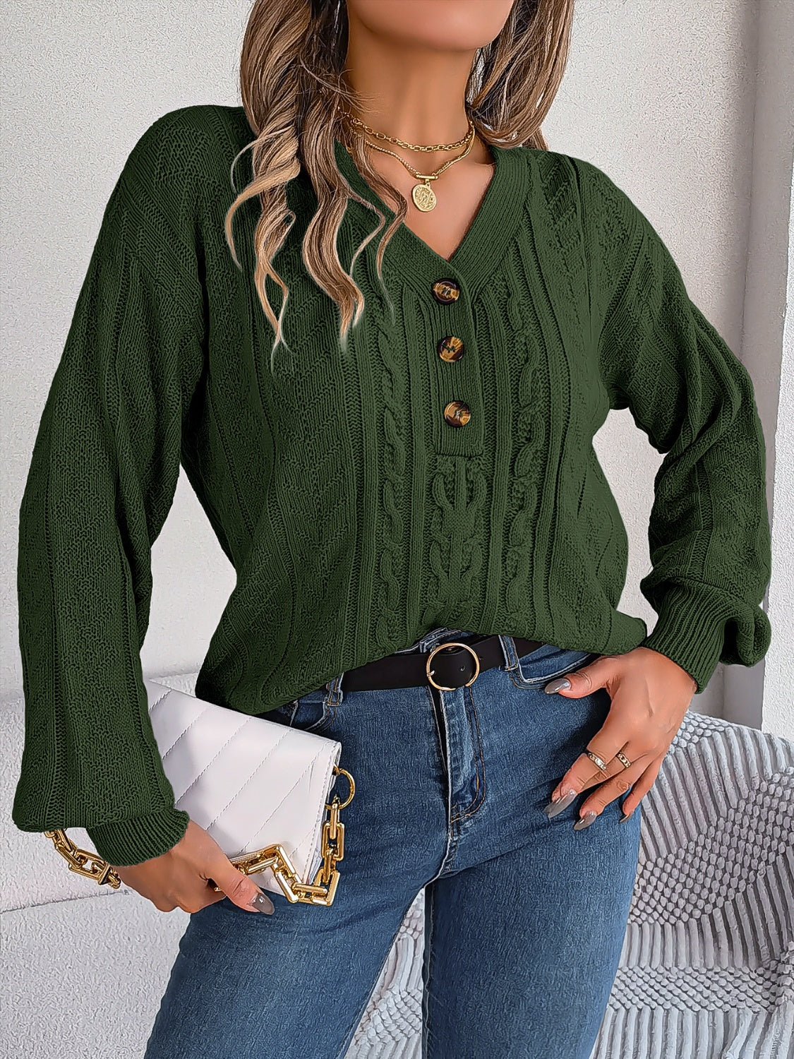 Maite | Long-sleeved sweater with cable knit and V-neck