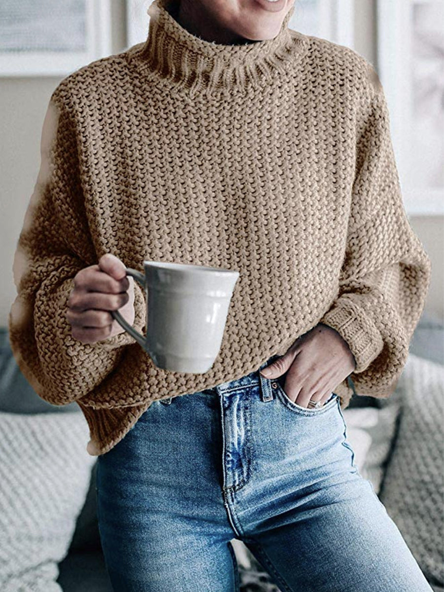 Agnes | Pullover with a turtleneck and dropped shoulders