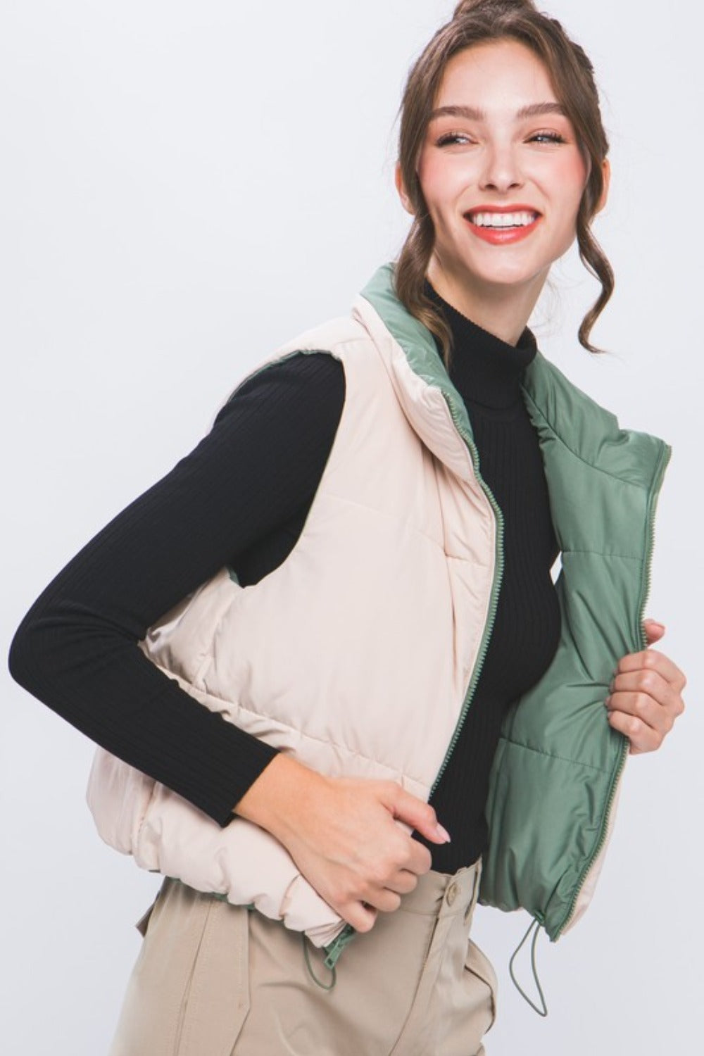 Lina | Cropped, reversible zip-up vest from Love Tree