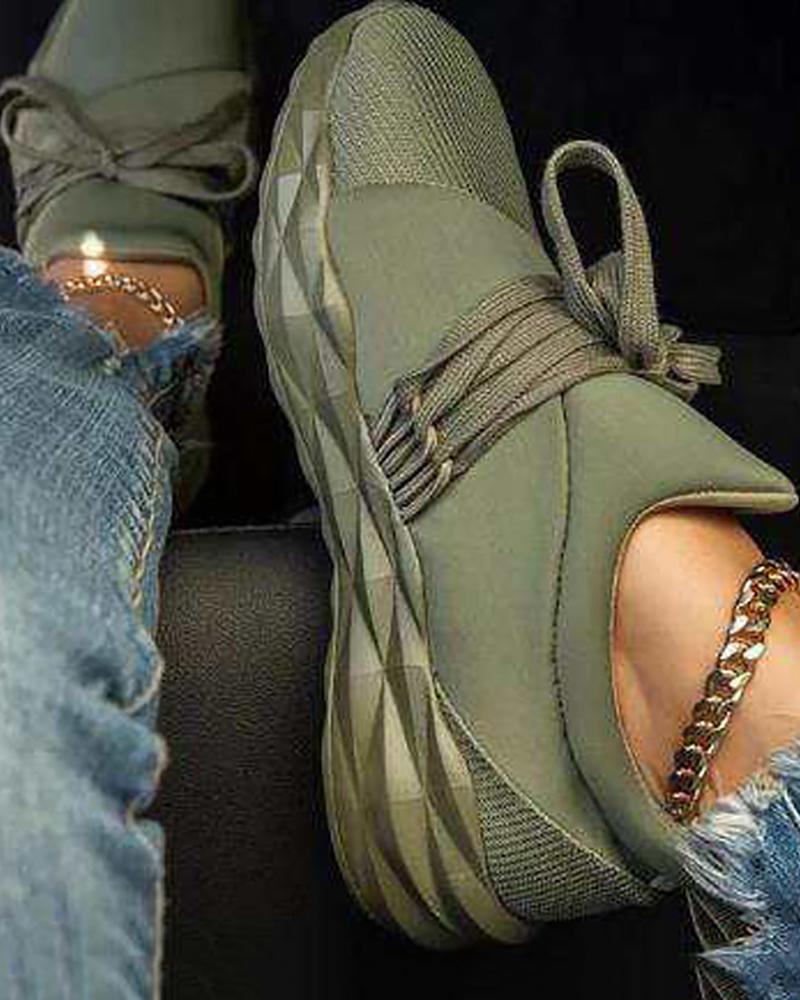 Nina | Custom-made orthopedic casual shoes.