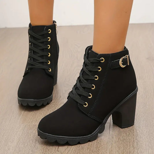 Juana | Elegant and detailed supportive footwear