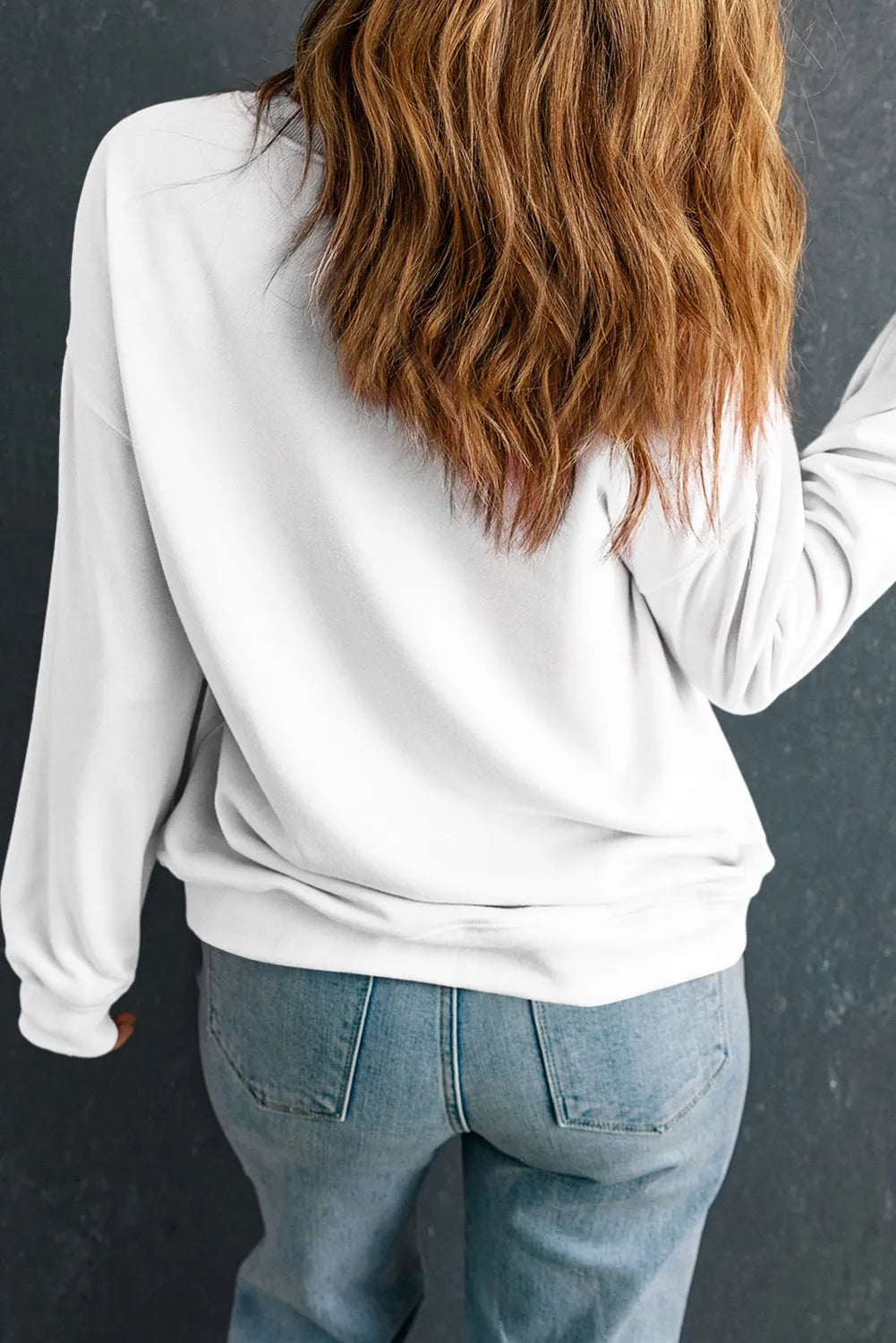 Mareike | Long sleeve crew neck sweatshirt with letter graphic