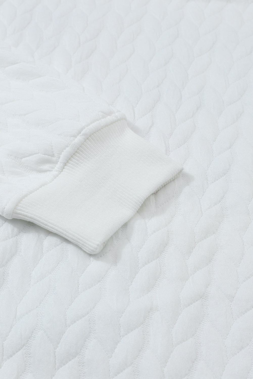 Yasmina | Elegant and casual winter garment