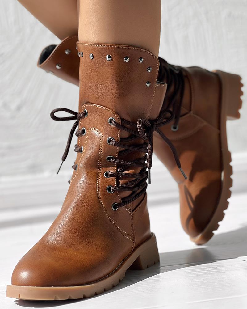 Helga | Modern and supportive orthopedic boots.