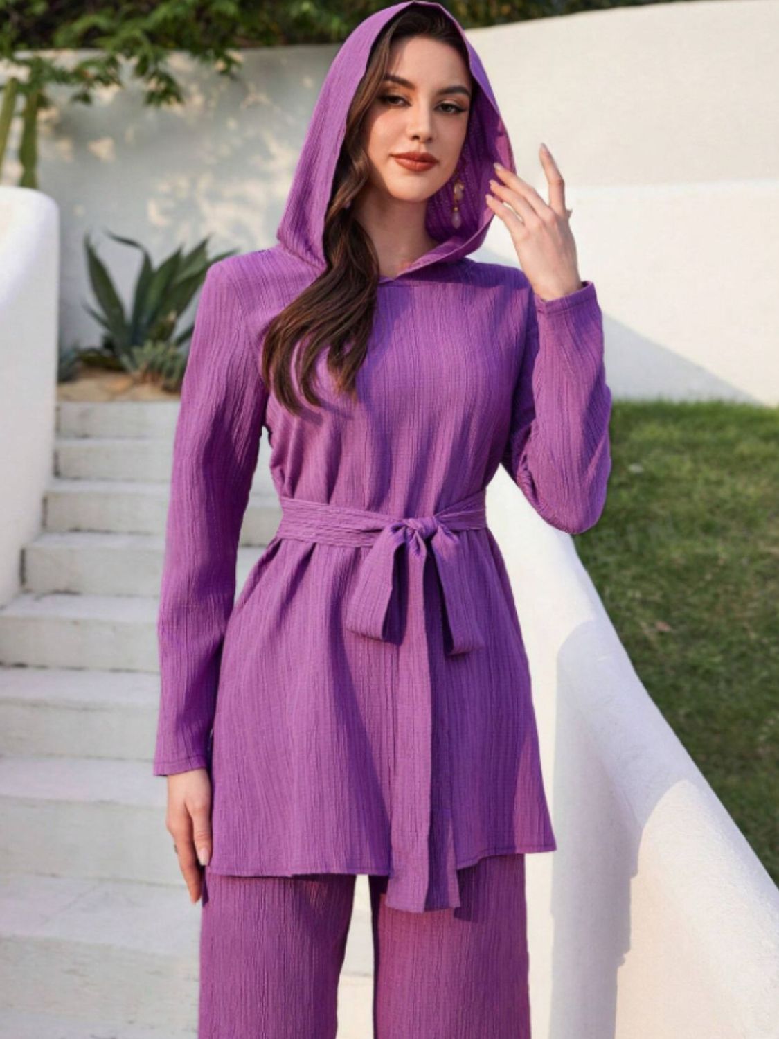 Annelie | Set consisting of a long-sleeved hooded top and tie-dye trousers