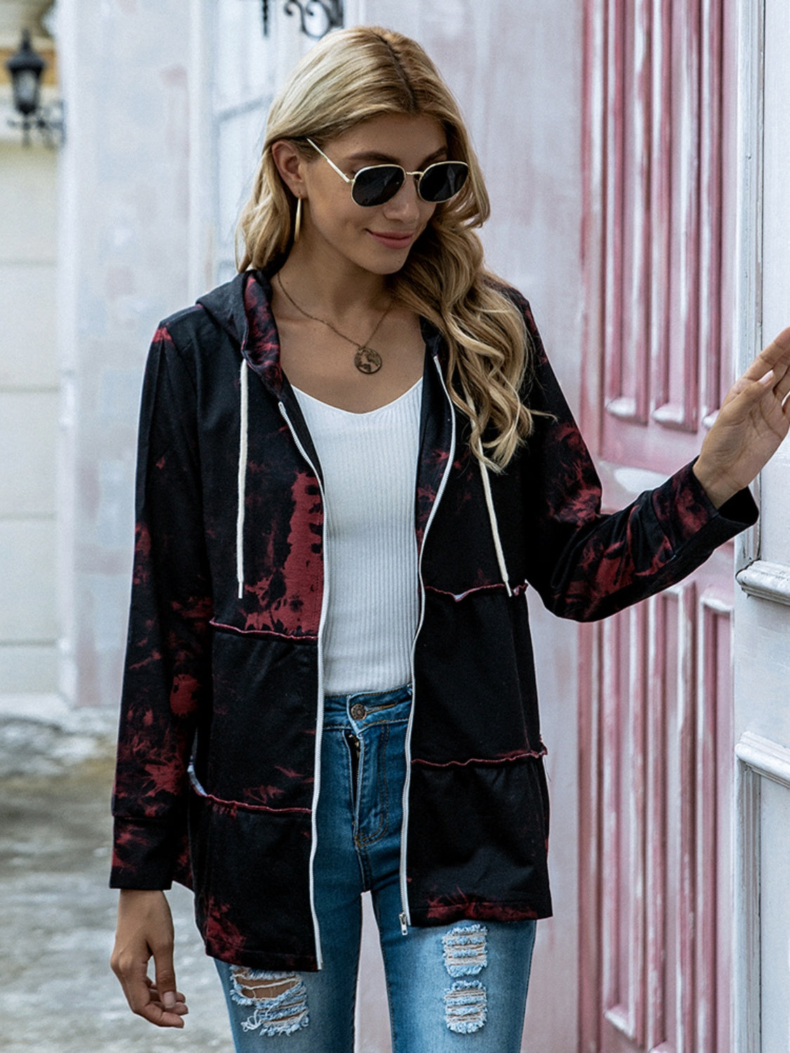 Marta | Shiny long sleeve jacket with drawstring and full size zip