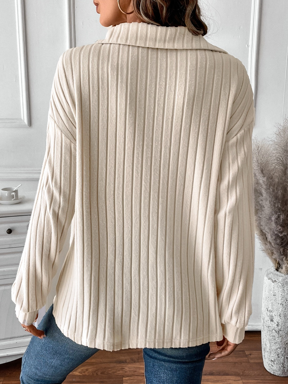 Charlotte | Ribbed long sleeve t-shirt with Johnny collar