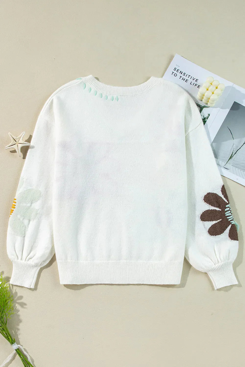Marta | Floral sweater with a V-neck and dropped shoulders