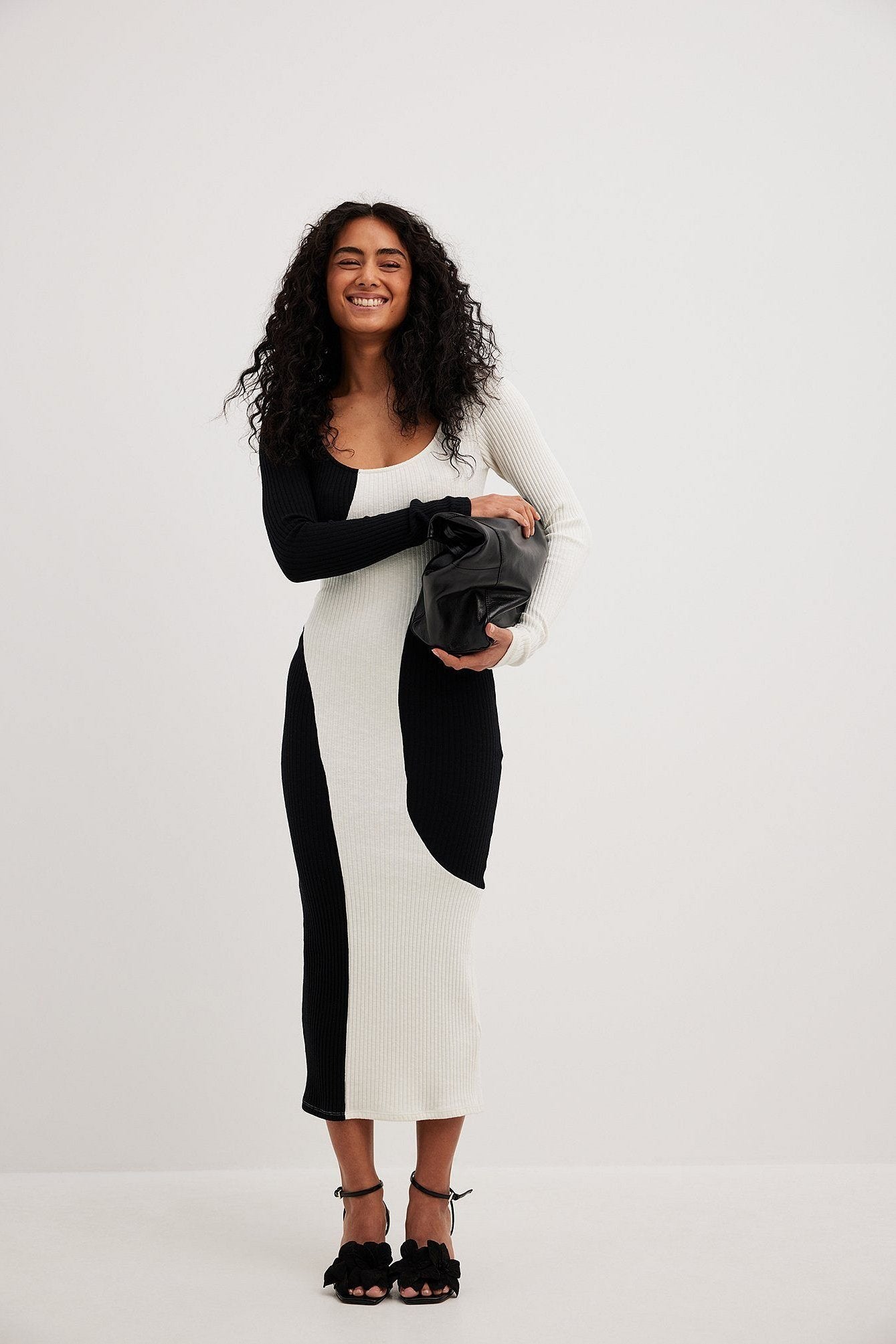 Xiomara® | Contrast Knit Midi Dress
