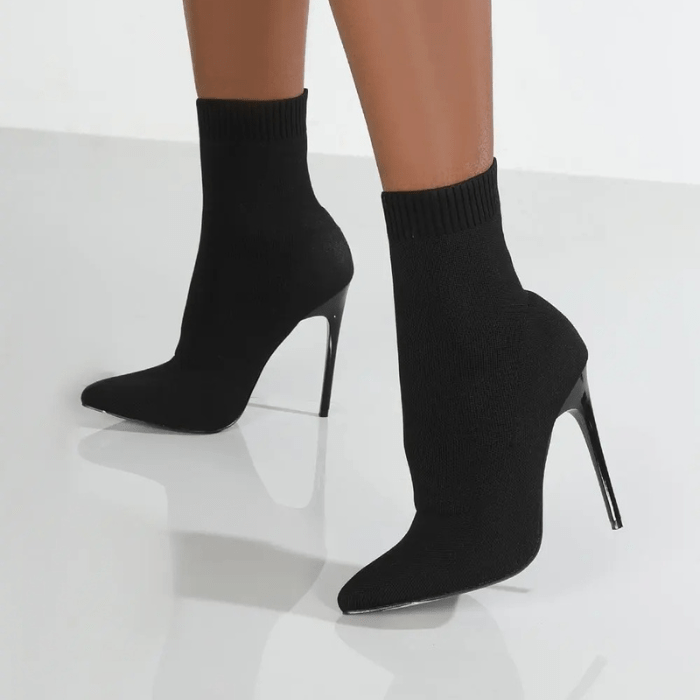 Leonor | Stylish and supportive orthopedic ankle boots.