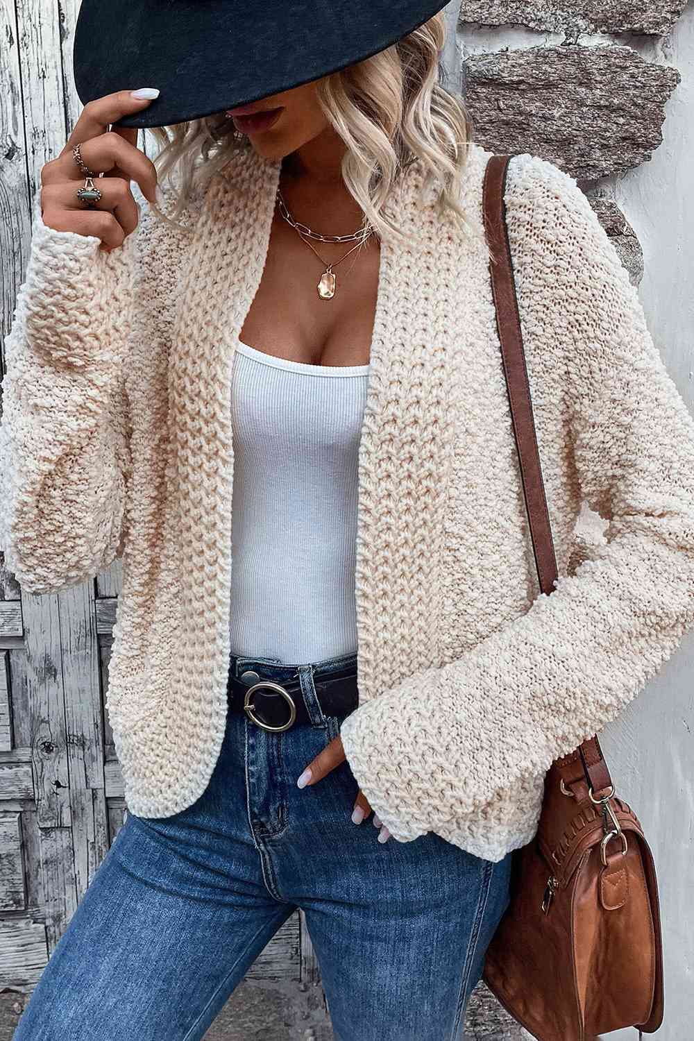 Catalina | Fashionable and minimalist winter cardigan