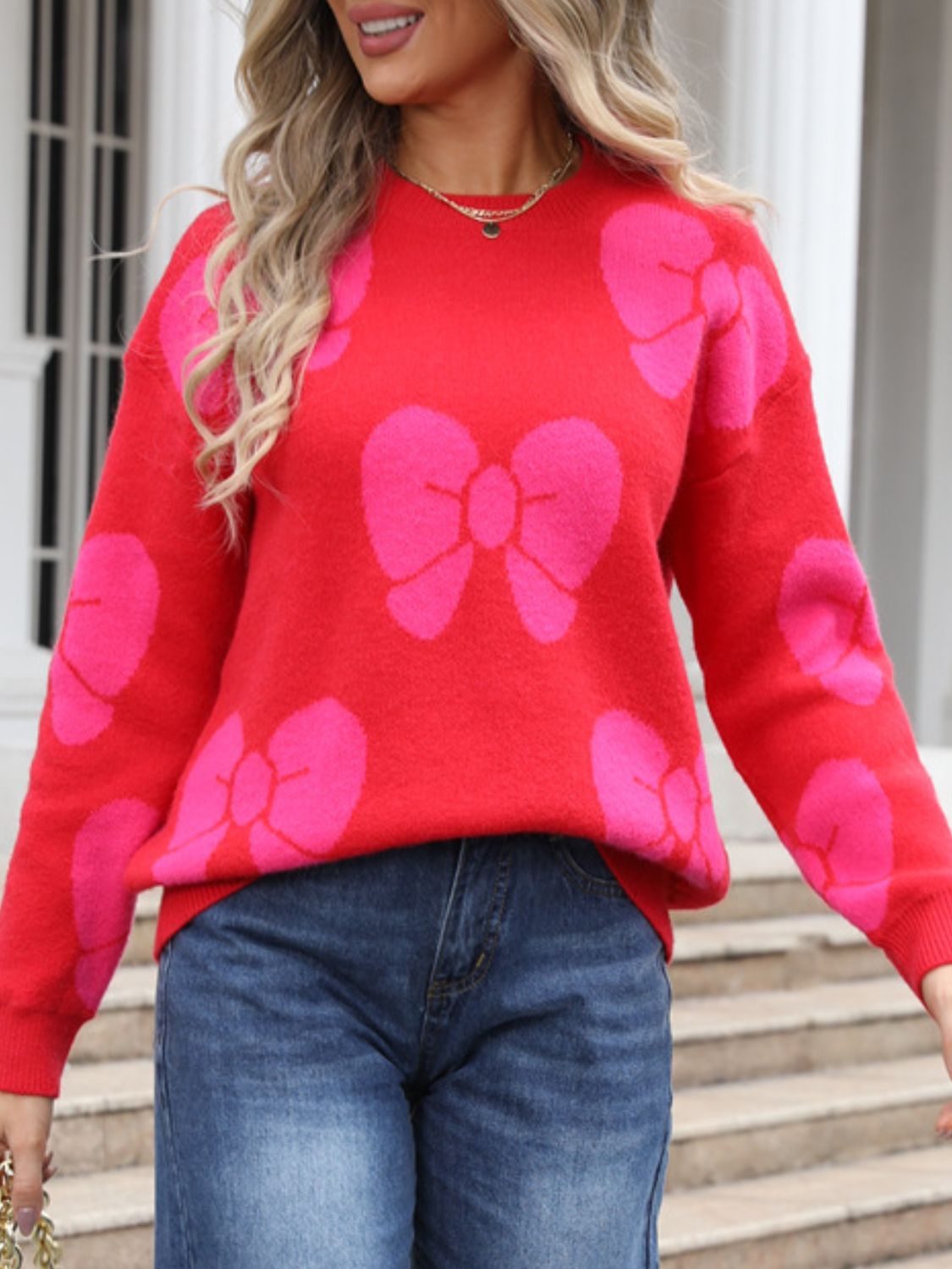 Camila | Round neck sweater with dropped shoulder and bow